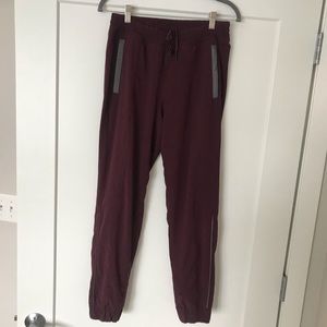 Lululemon maroon lined joggers